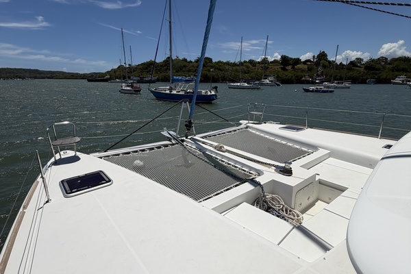 Lexak 45ft Lagoon Yacht For Sale