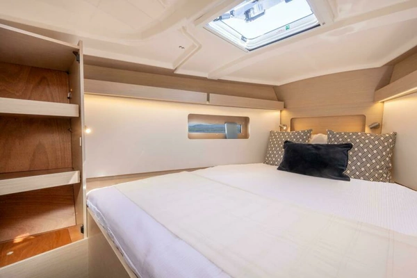 Photo of the 2027 Beneteau Oceanis 37.1