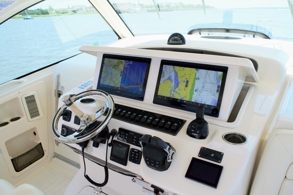 TRIPLE NET 37ft Grady White Yacht For Sale