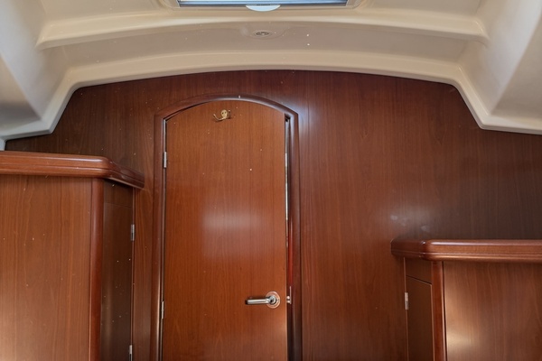 Mirage 37ft Beneteau Yacht For Sale