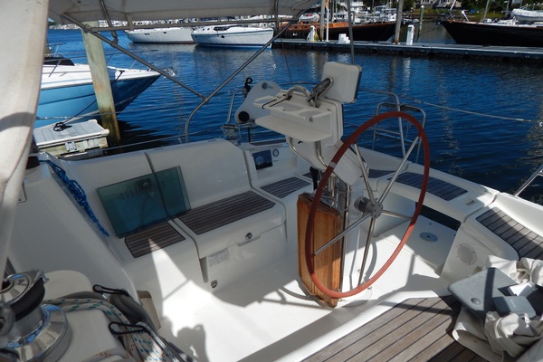 Mirage 37ft Beneteau Yacht For Sale