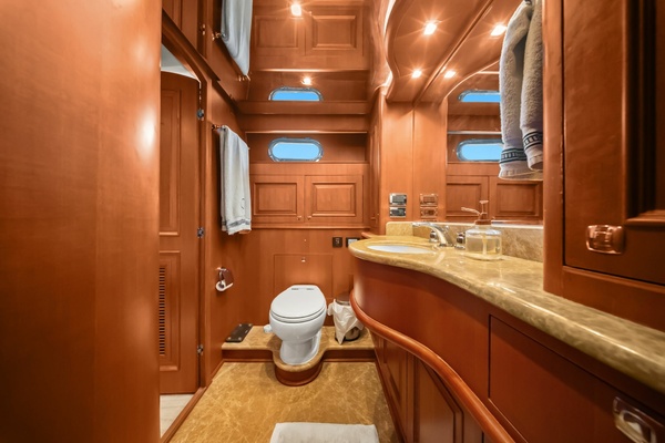 Vizcaya 69ft Hampton Yacht For Sale