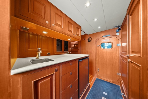 Vizcaya 69ft Hampton Yacht For Sale