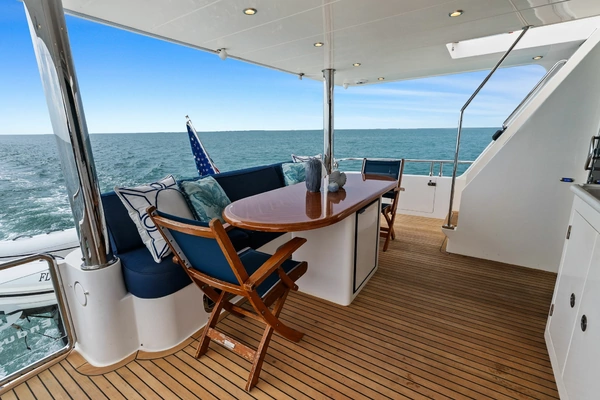 2015 Hampton 65