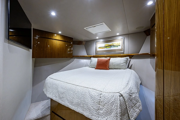 2011 Viking 76
