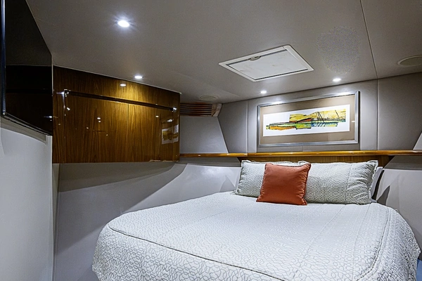 2011 Viking 76