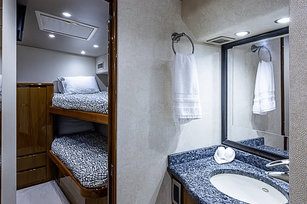2011 Viking 76