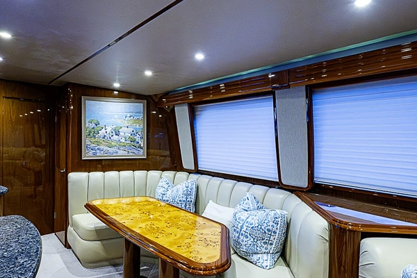 2011 Viking 76