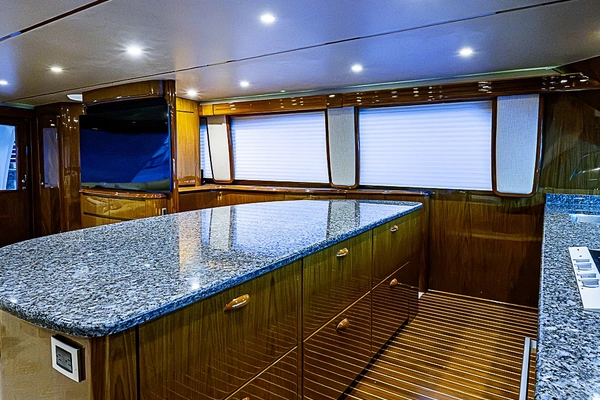 2011 Viking 76