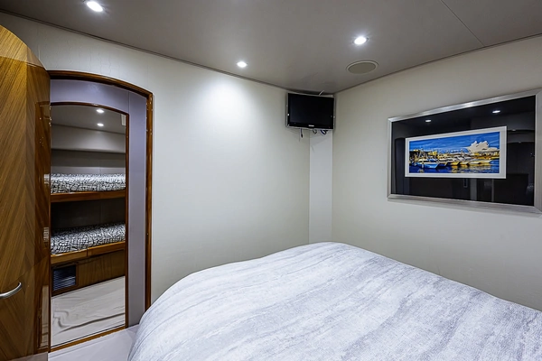 2011 Viking 76