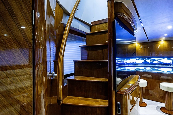 2011 Viking 76