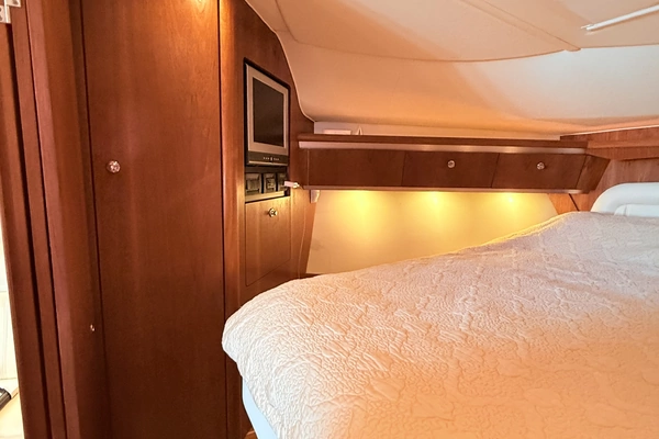 2007 Tiara Yachts 36