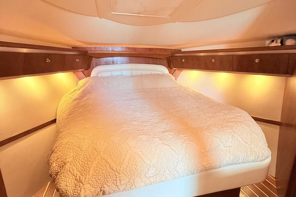 2007 Tiara Yachts 36