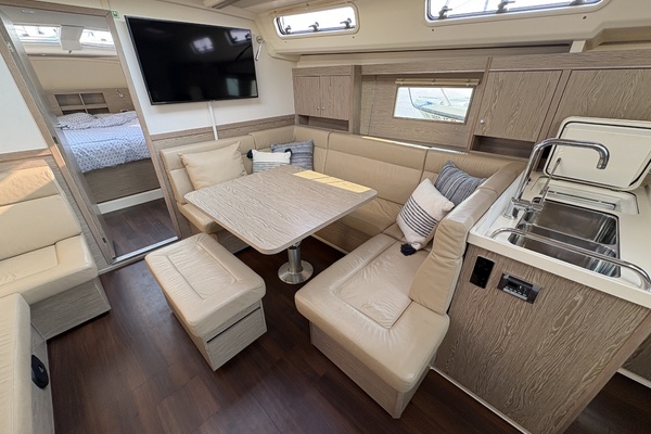 2018 Hanse 455 dinette and galley