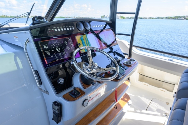 GATE KEEPER 42ft Boston Whaler Yacht For Sale