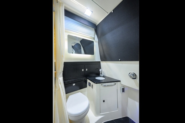GATE KEEPER 42ft Boston Whaler Yacht For Sale