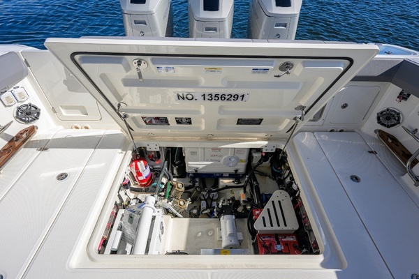 GATE KEEPER 42ft Boston Whaler Yacht For Sale