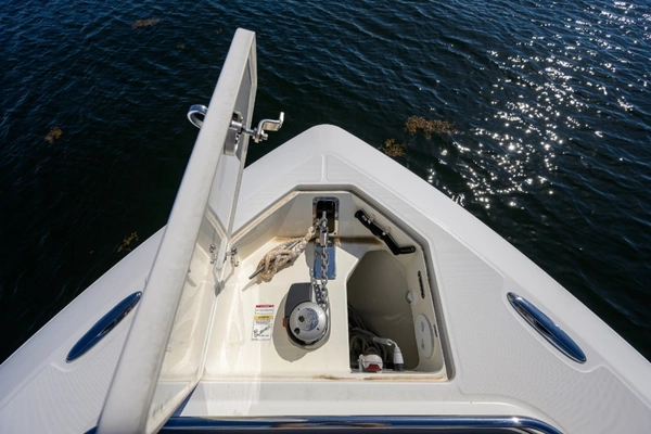 Boston Whaler Outrage Yacht For Sale