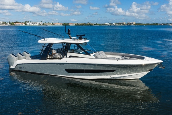 GATE KEEPER 42ft Boston Whaler Yacht For Sale