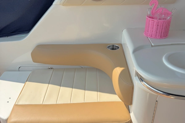 1999 Sea Ray 37