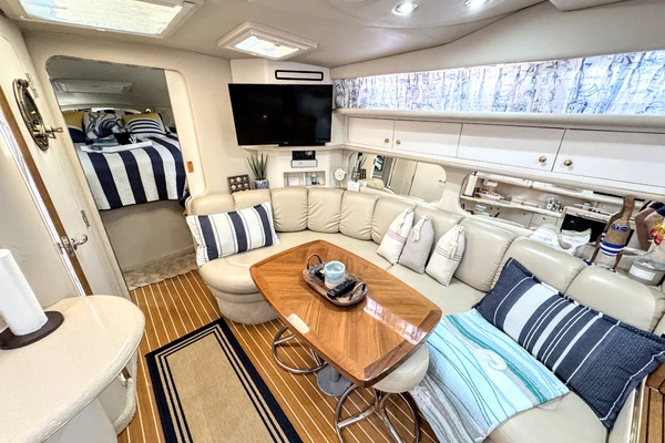 1999 Sea Ray 37