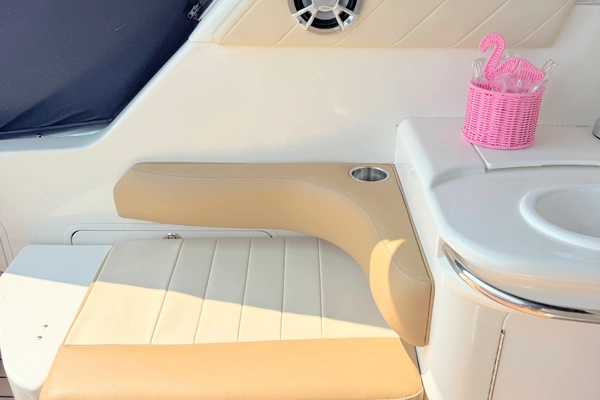1999 Sea Ray 37