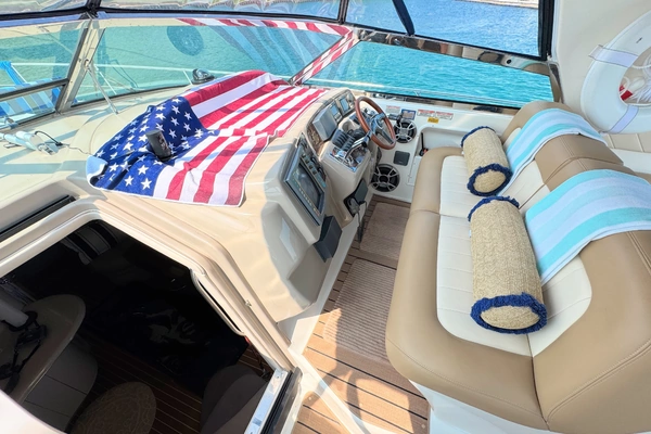 1999 Sea Ray 37