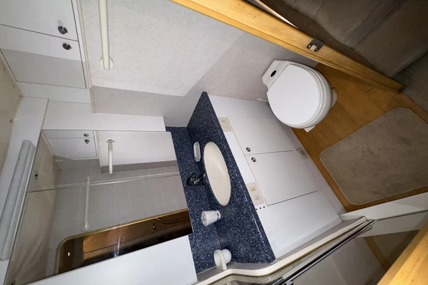 2002 Ocean Yachts 56