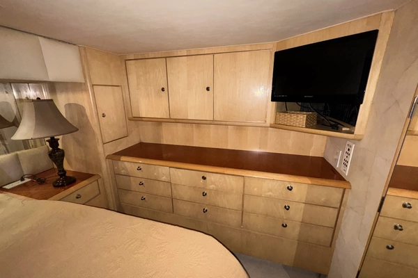 2002 Ocean Yachts 56