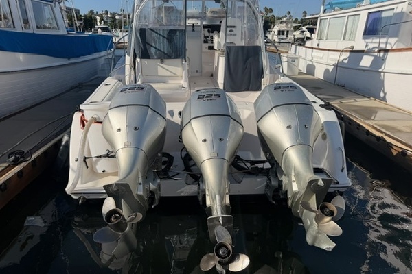 Moroni 35ft Pro Line Yacht For Sale