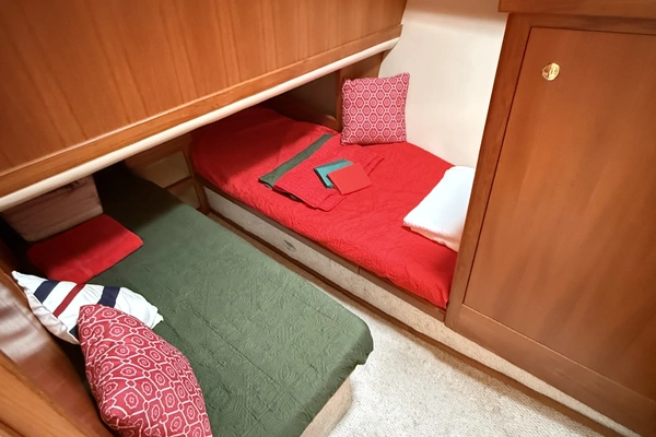 Mainship 430 Yacht For Sale