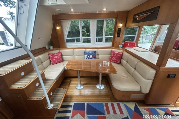 Mainship 430 Yacht For Sale