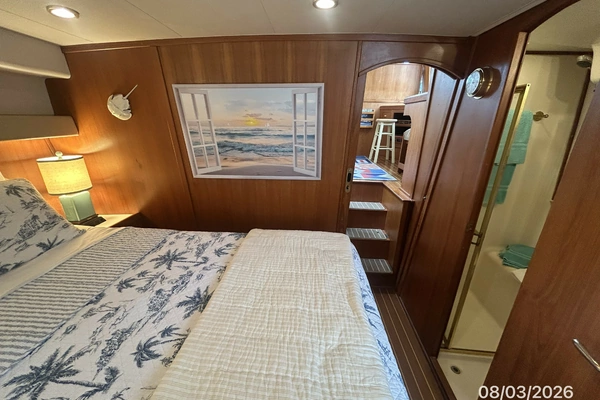 Mainship 430 Yacht For Sale