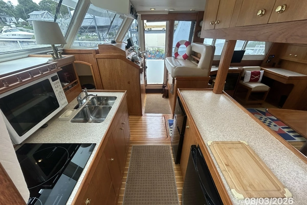 Mainship 430 Yacht For Sale