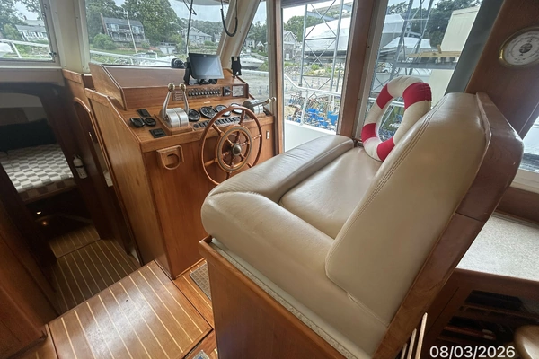 Mainship 430 Yacht For Sale