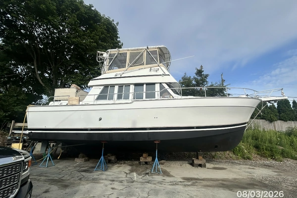 Mainship 430 Yacht For Sale