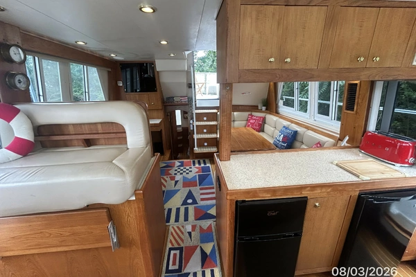 Mainship 430 Yacht For Sale