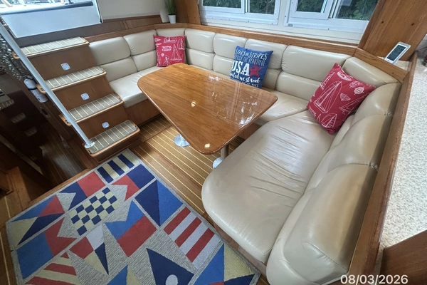 Mainship 430 Yacht For Sale