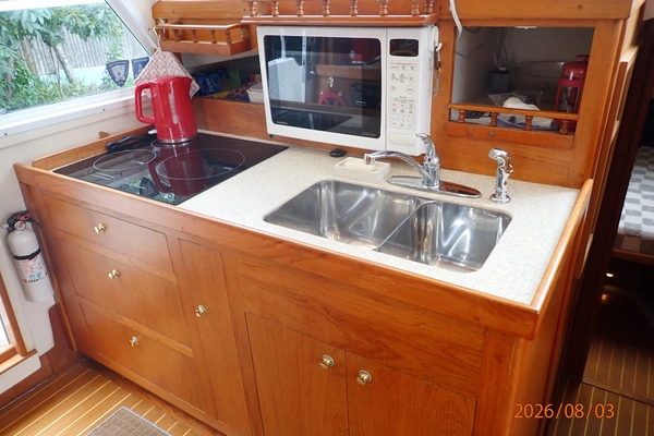 Mainship 430 Yacht For Sale