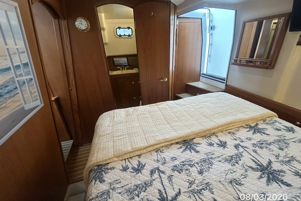 Mainship 430 Yacht For Sale