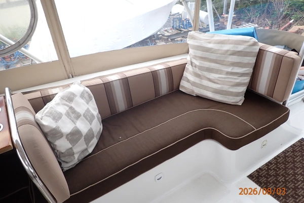 Mainship 430 Yacht For Sale