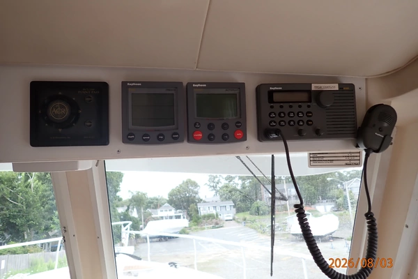 Mainship 430 Yacht For Sale