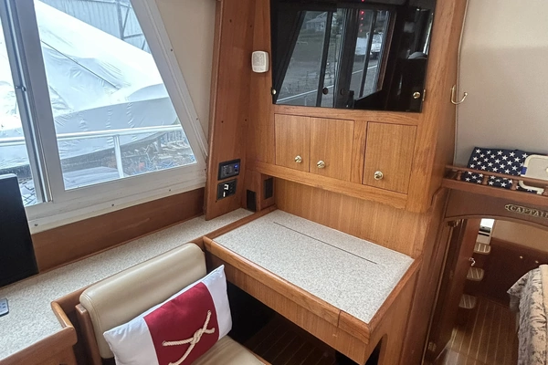 Mainship 430 Yacht For Sale