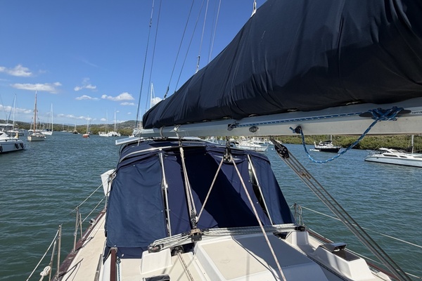 Beyla 35ft Island Packet Yacht For Sale
