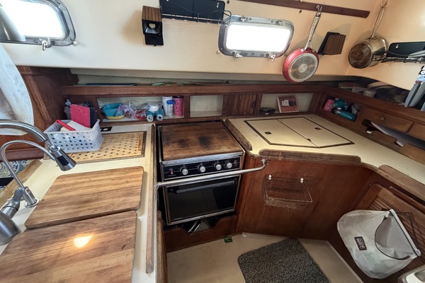 Beyla 35ft Island Packet Yacht For Sale