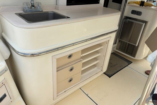 35ft Albin Yacht For Sale