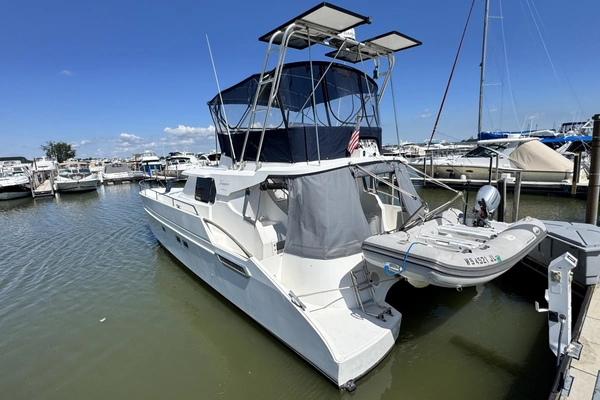 2005 Fountaine Pajot 37