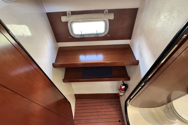 2005 Fountaine Pajot 37