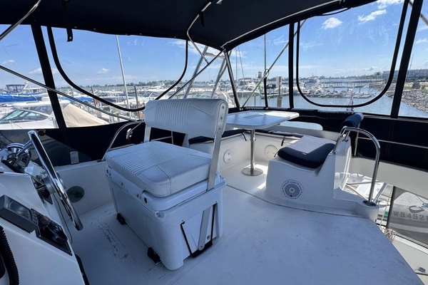 2005 Fountaine Pajot 37