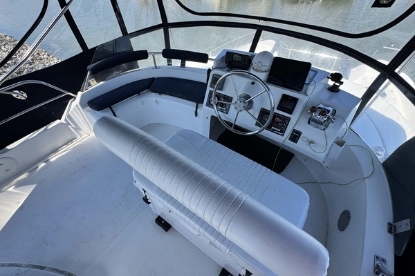 2005 Fountaine Pajot 37